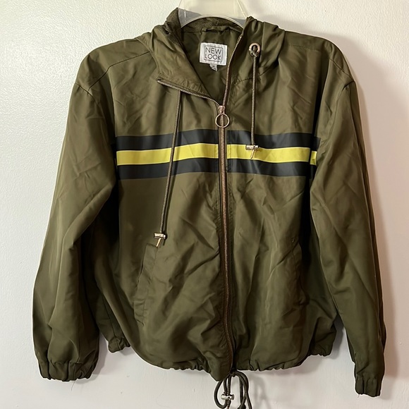 NEW LOOK Jackets & Blazers - 2/$20 Women’s NEW LOOK Olive Green Hooded Zip Up Jacket